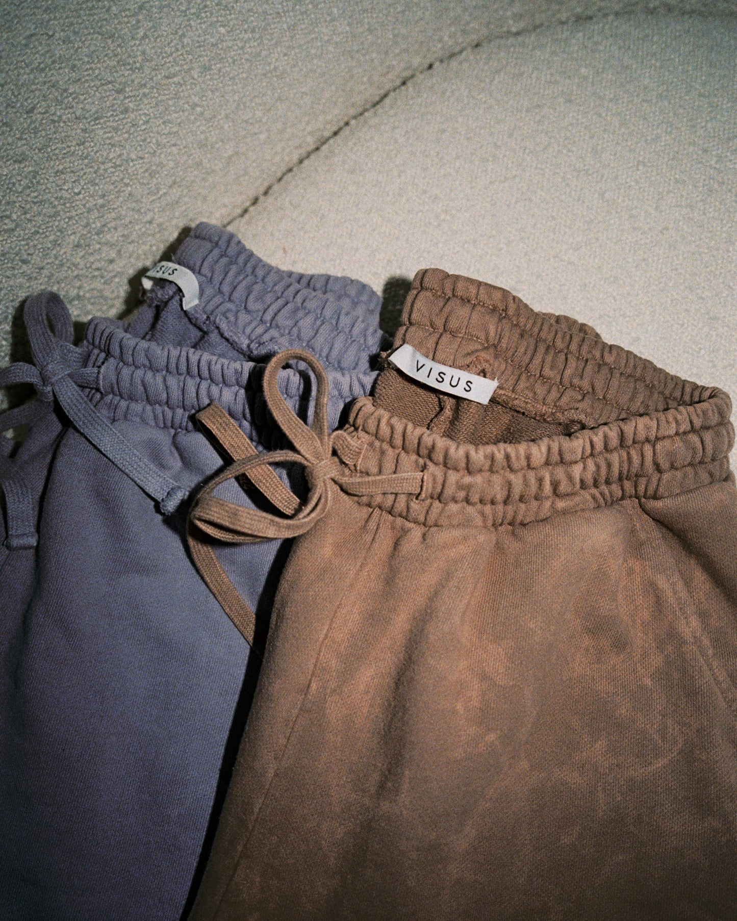 SIGNATURE SWEAT PANT • DESERT